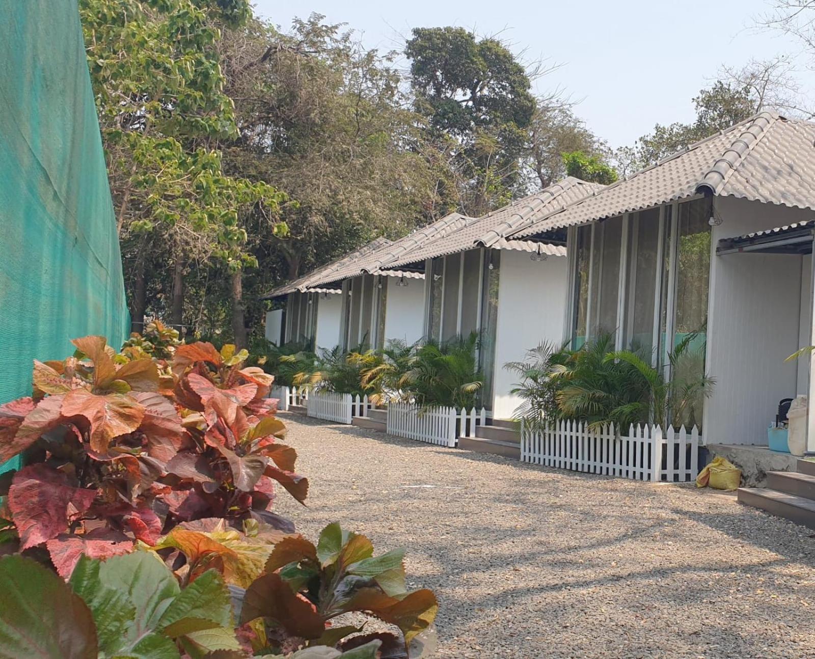 Nature'S Cove Resort Alībāg Exterior photo